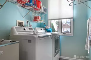 1 Phillip Ct, Monroe Township, NJ 08831 - Photo 28