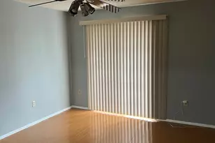 262 Kempsey Dr, North Brunswick Township, NJ 08902 - Photo 10