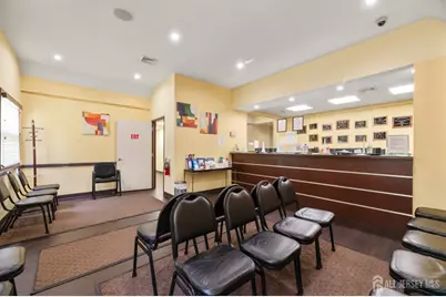 385 State Route 18 Highway, East Brunswick Township, NJ 08816 - Photo 4