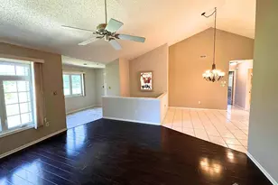 38 Rutland Ln, Monroe Township, NJ 08831 - Photo 6