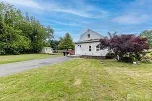 8 Dale Rd, East Brunswick Township, NJ 08816 - Photo 24