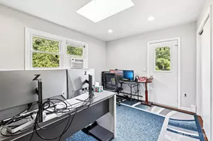 16 Kerschner Ln, East Brunswick Township, NJ 08816 - Photo 22