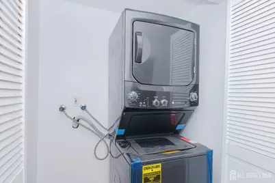 402 Hidden Village Drive, Perth Amboy, NJ 08862 - Photo 12