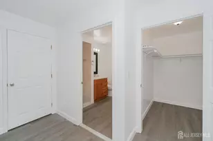 402 Hidden Village Dr, Perth Amboy, NJ 08862 - Photo 18