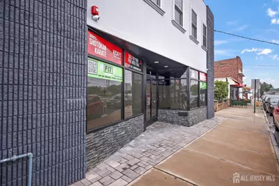 19 N Franklin Street, Bloomfield, NJ 07003 - Photo 2