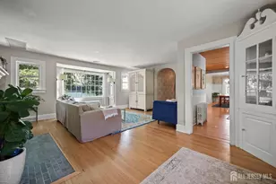 386 Franklin Rd, North Brunswick Township, NJ 08902 - Photo 6