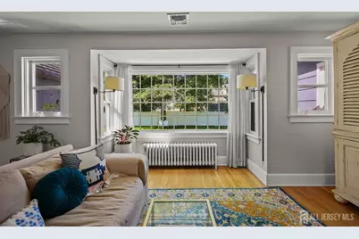 386 Franklin Road, North Brunswick Township, NJ 08902 - Photo 8