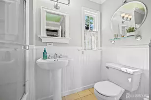 386 Franklin Rd, North Brunswick Township, NJ 08902 - Photo 32