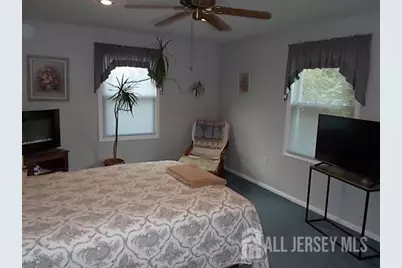 8 Athens Avenue, South Amboy, NJ 08879 - Photo 28
