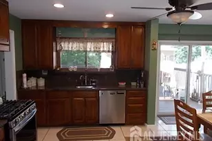 8 Athens Ave, South Amboy, NJ 08879 - Photo 6