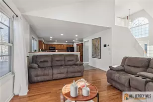 321 Snowgoose Ln, Harrison, NJ 08062 - Photo 6