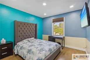 321 Snowgoose Ln, Harrison, NJ 08062 - Photo 20