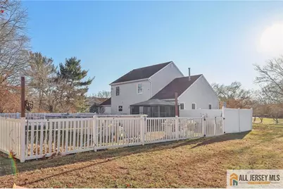 321 Snowgoose Lane, Harrison, NJ 08062 - Photo 28