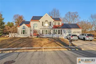 321 Snowgoose Ln, Harrison, NJ 08062 - Photo 2