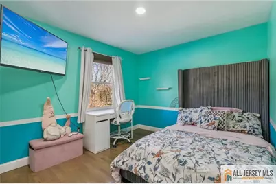 321 Snowgoose Lane, Harrison, NJ 08062 - Photo 18