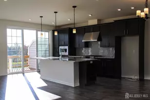 601 Charleston Dr, Monroe Township, NJ 08831 - Photo 8