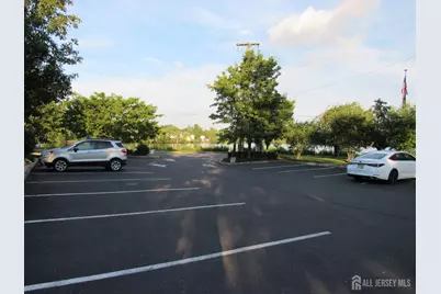 100 Lakeview Avenue #D2, Monroe Township, NJ 08831 - Photo 4