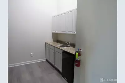 100 Lakeview Avenue #D1, Monroe Township, NJ 08831 - Photo 8