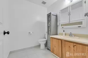 193 Sierra Ct, Woodbridge Township, NJ 07095 - Photo 20