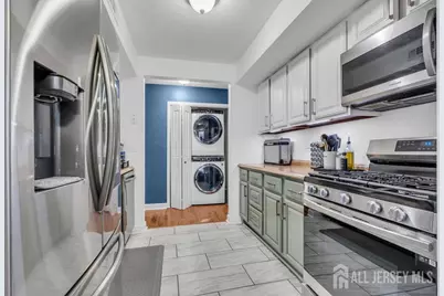 193 Sierra Court, Woodbridge Township, NJ 07095 - Photo 10