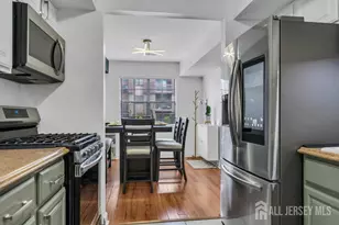 193 Sierra Ct, Woodbridge Township, NJ 07095 - Photo 14