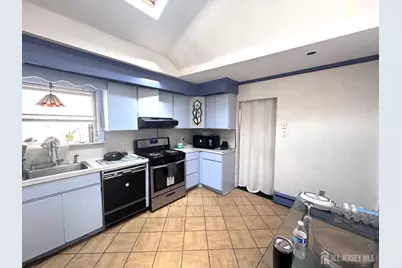 28 Silzer Ave Avenue, Iselin, NJ 08830 - Photo 14