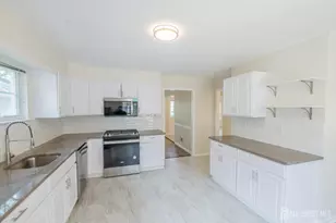 218 N Pondview Blvd, Monroe Township, NJ 08831 - Photo 22