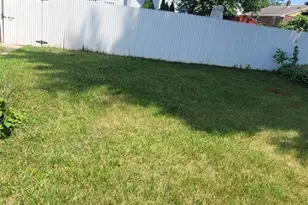 346 N Riverview Ave, Edison, NJ 08817 - Photo 8