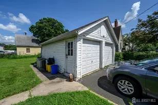 84 E Somerset Street E, Raritan, NJ 08869 - Photo 42