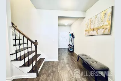 803 Greenland Square, Highland Park, NJ 08904 - Photo 2