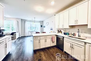 803 Greenland Square, Highland Park, NJ 08904 - Photo 10