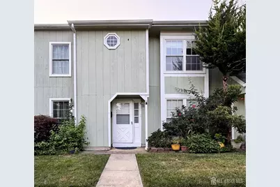4 Pond View Drive, Plainsboro Township, NJ 08536 - Photo 2