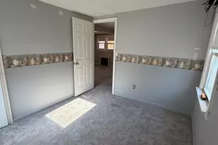 1827 Oak Rd, North Brunswick Township, NJ 08902 - Photo 22