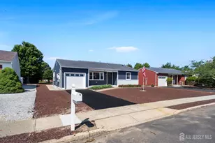 95 Carlisle Rd, Toms River Township, NJ 08757 - Photo 2