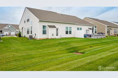 38 Basie Court, Monroe Township, NJ 08831 - Photo 22