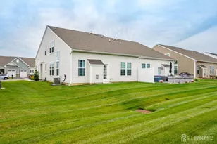 38 Basie Ct, Monroe Township, NJ 08831 - Photo 22