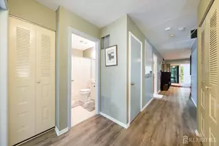 276 Constitution Cir, New Brunswick, NJ 08902 - Photo 8