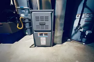 2 Devonshire Ct, Ewing Township, NJ 08628 - Photo 14