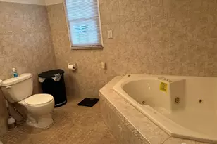 105 Howard Ave, Edison, NJ 08837 - Photo 32
