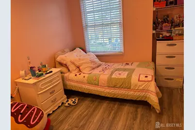 105 Howard Avenue, Edison, NJ 08837 - Photo 24