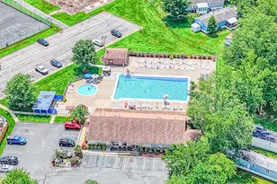 17 Steinbeck Rd, North Brunswick Township, NJ 08902 - Photo 32