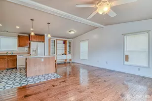 17 Steinbeck Rd, North Brunswick Township, NJ 08902 - Photo 8