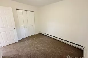 41 Kendall Dr, Sayreville, NJ 08859 - Photo 8