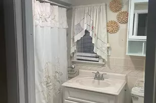 1515 Thomas Ave, North Brunswick Township, NJ 08902 - Photo 22