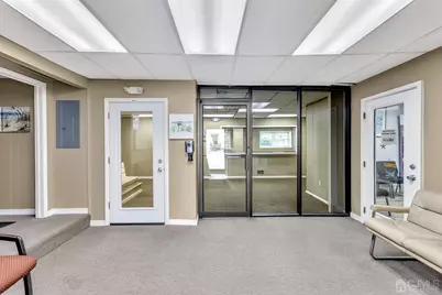 453 Amboy Avenue #1, Woodbridge Township, NJ 07095 - Photo 4