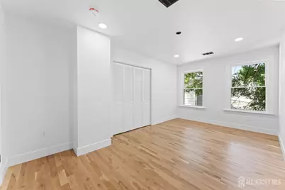 577 S South Avenue S, Dunellen, NJ 08812 - Photo 28