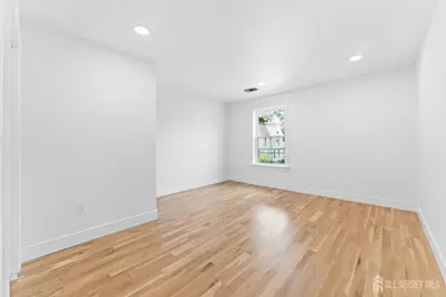 577 S South Avenue S, Dunellen, NJ 08812 - Photo 24