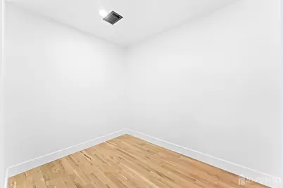 577 S South Avenue S, Dunellen, NJ 08812 - Photo 20