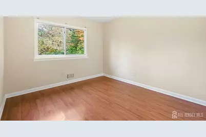 65 Laurie Court, Old Bridge Township, NJ 07747 - Photo 8