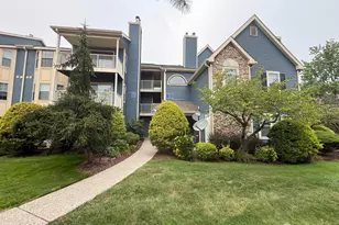 151 Longfield Ct, East Brunswick Township, NJ 08816 - Photo 2